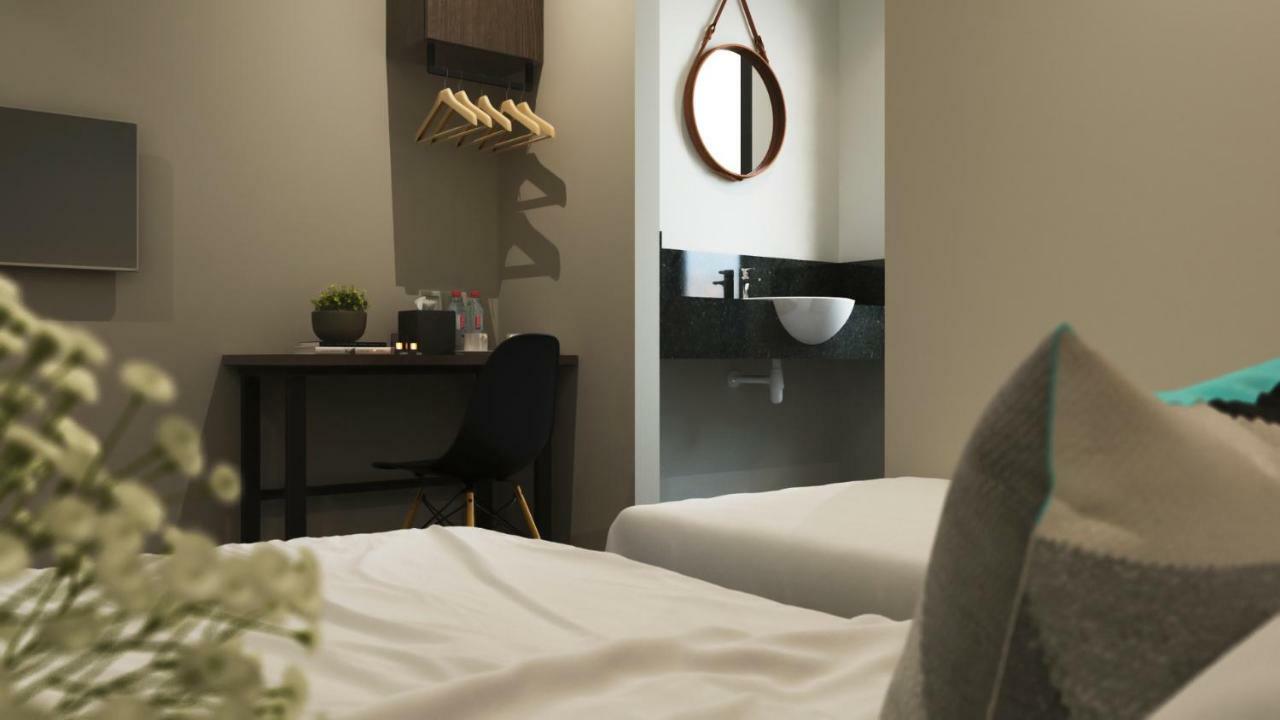 The Square Hotel Skudai Extérieur photo